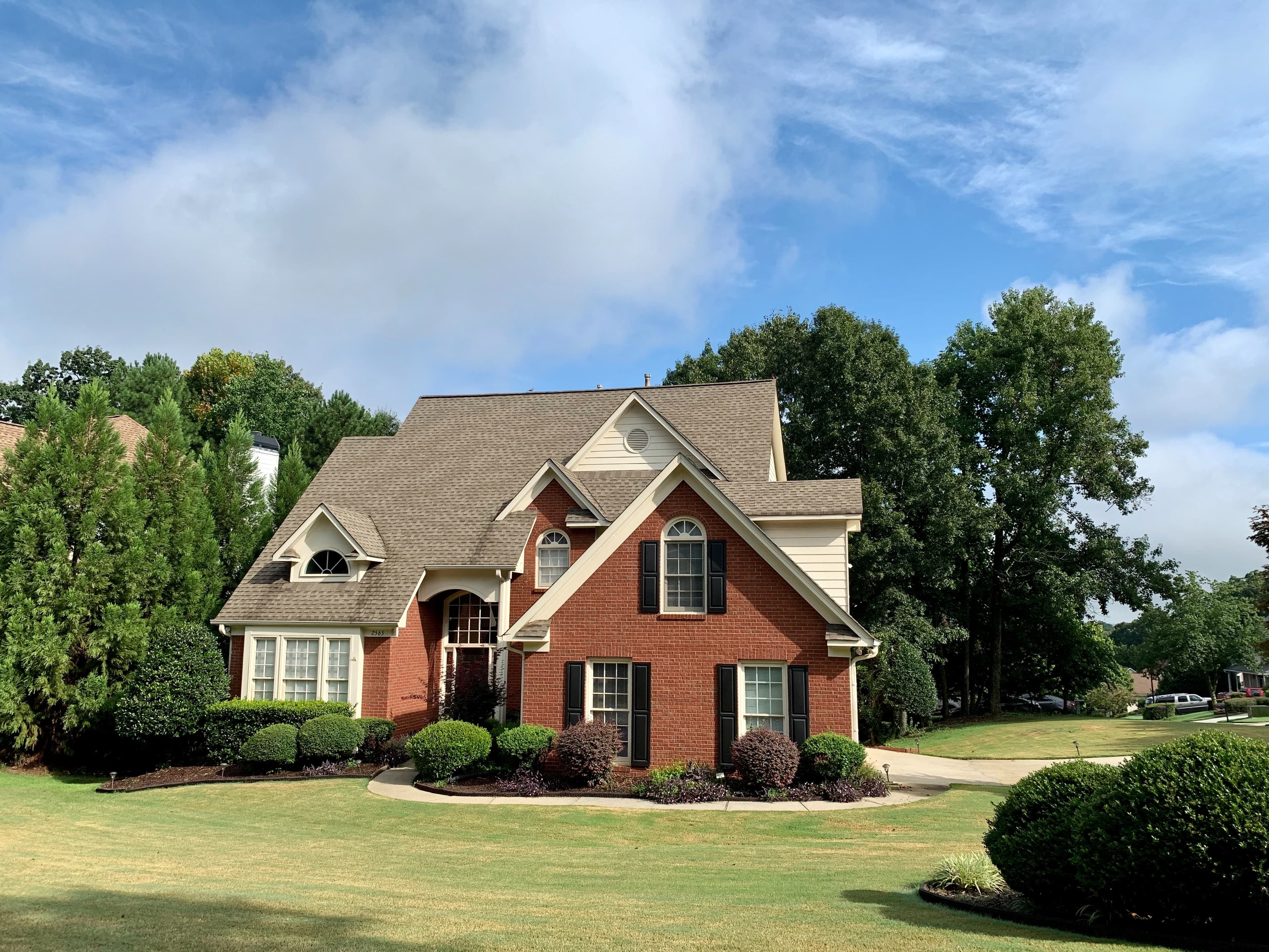 A picture of a suburban house